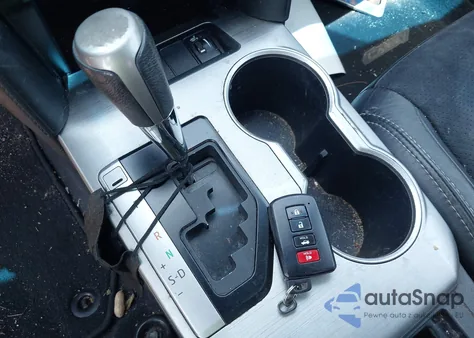 2012 Toyota Camry Se z USA, uszkodzony, nr VIN 4T1BF1FK7CU182360